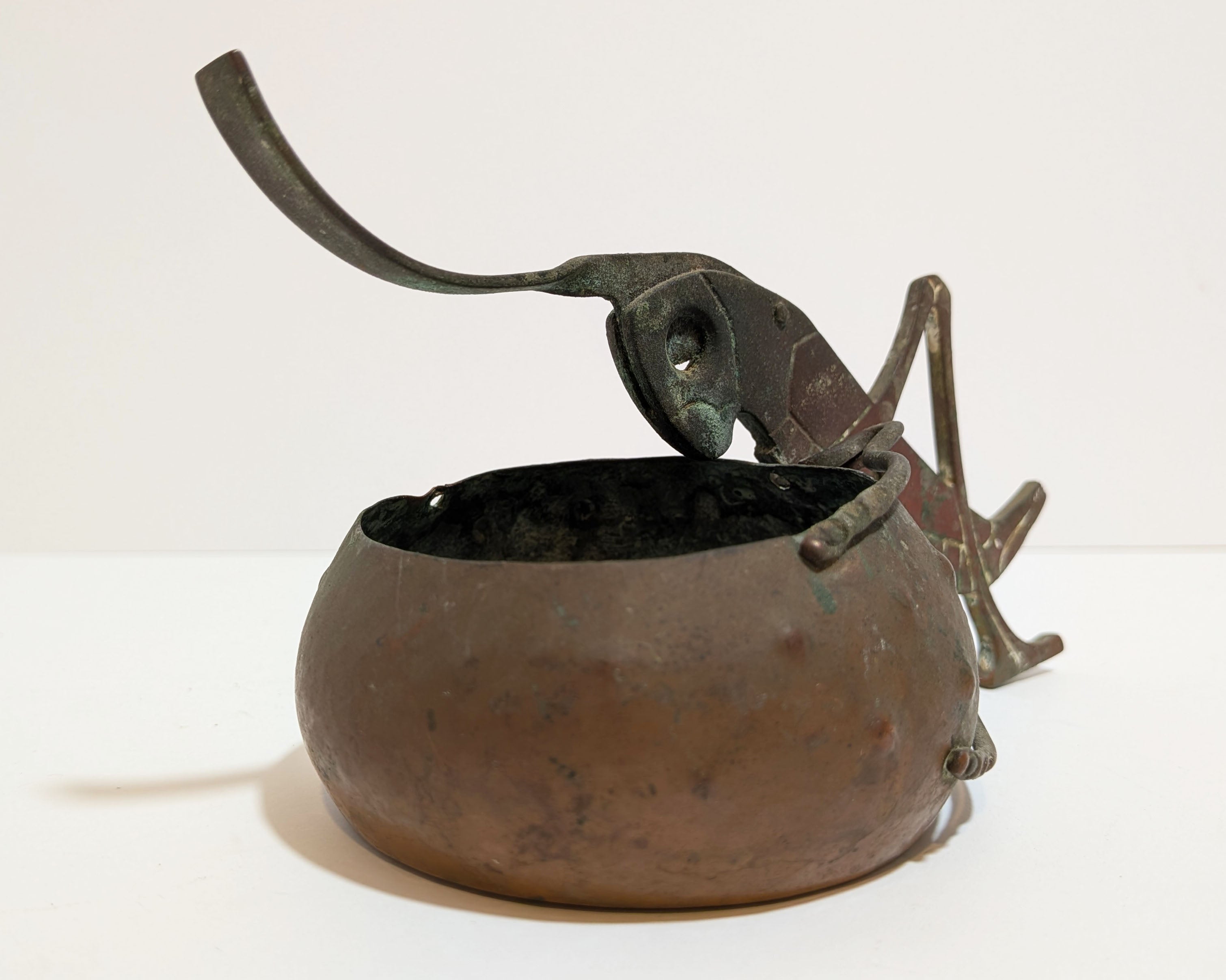 Antique Arts & Crafts Copper Figural Grasshopper Cigar Cutter Ashtray 1900-1915