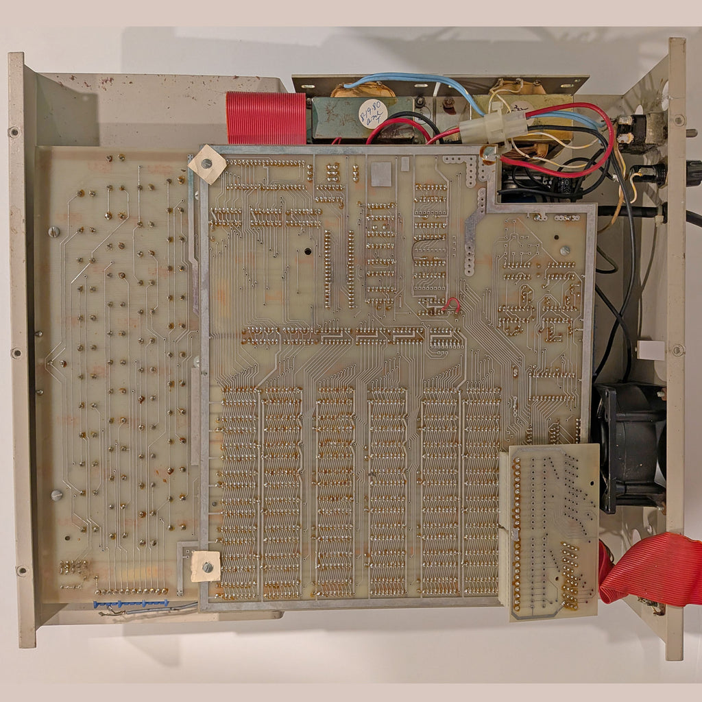 Ohio Scientific (OSI) Challenger 1P (C1P) 1980 Working with Original Manuals!