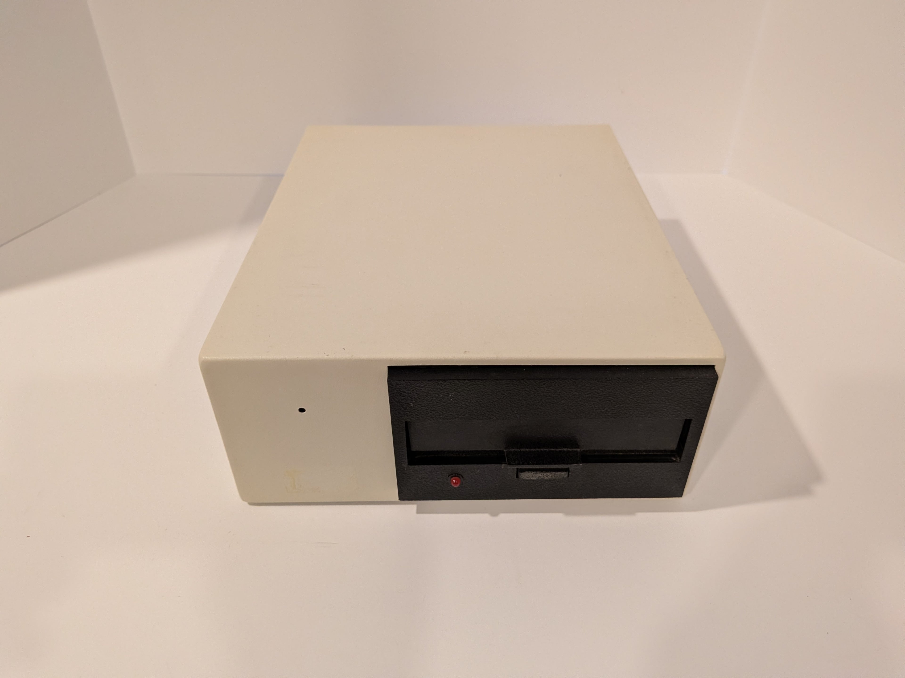 Ohio Scientific (OSI) Challenger 1P (C1P) 1980 Working with Original Manuals!